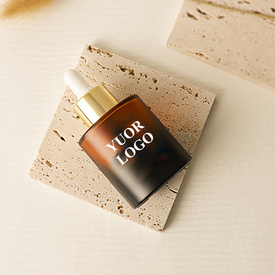 Phụ nữ Retinol Face Serum cho da nhạy cảm chống lại lão hóa sớm và tổn thương do mặt trời