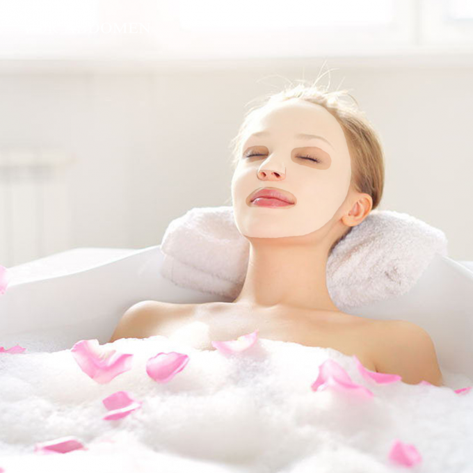 Durable Foam Makeup Remover với GMPC gốc không kích thích và chiết xuất tự nhiên 100% 0